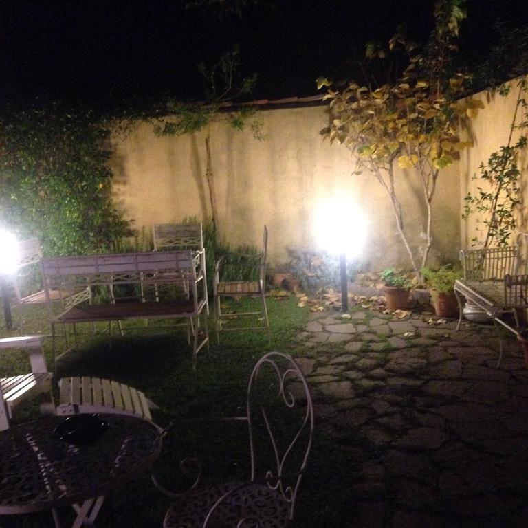 לינה וארוחת בוקר פירנצה Cosy House חדר תמונה